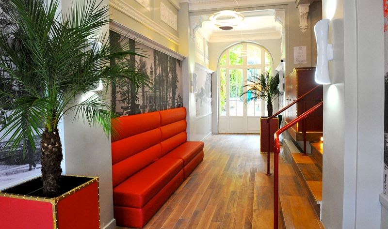 Excelsior Centre By Happyculture Hotel