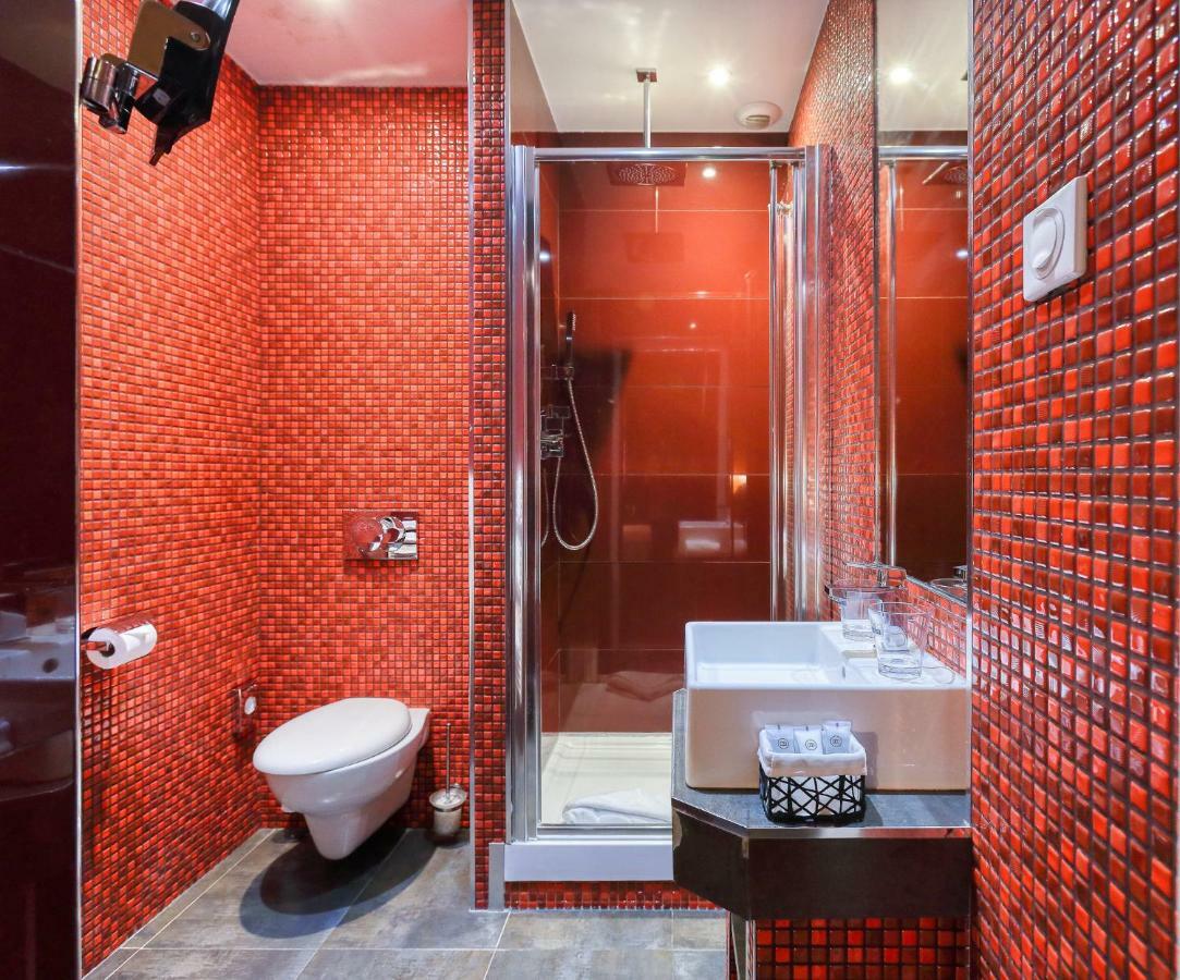 Hotel Excelsior Centre By Happyculture 4*